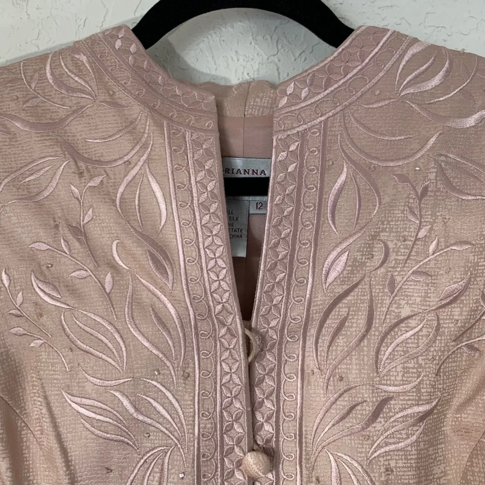 Adrianna Papell Skirt Suit Womens 12 Pink Silk Embroidered Floral Formal Elegant